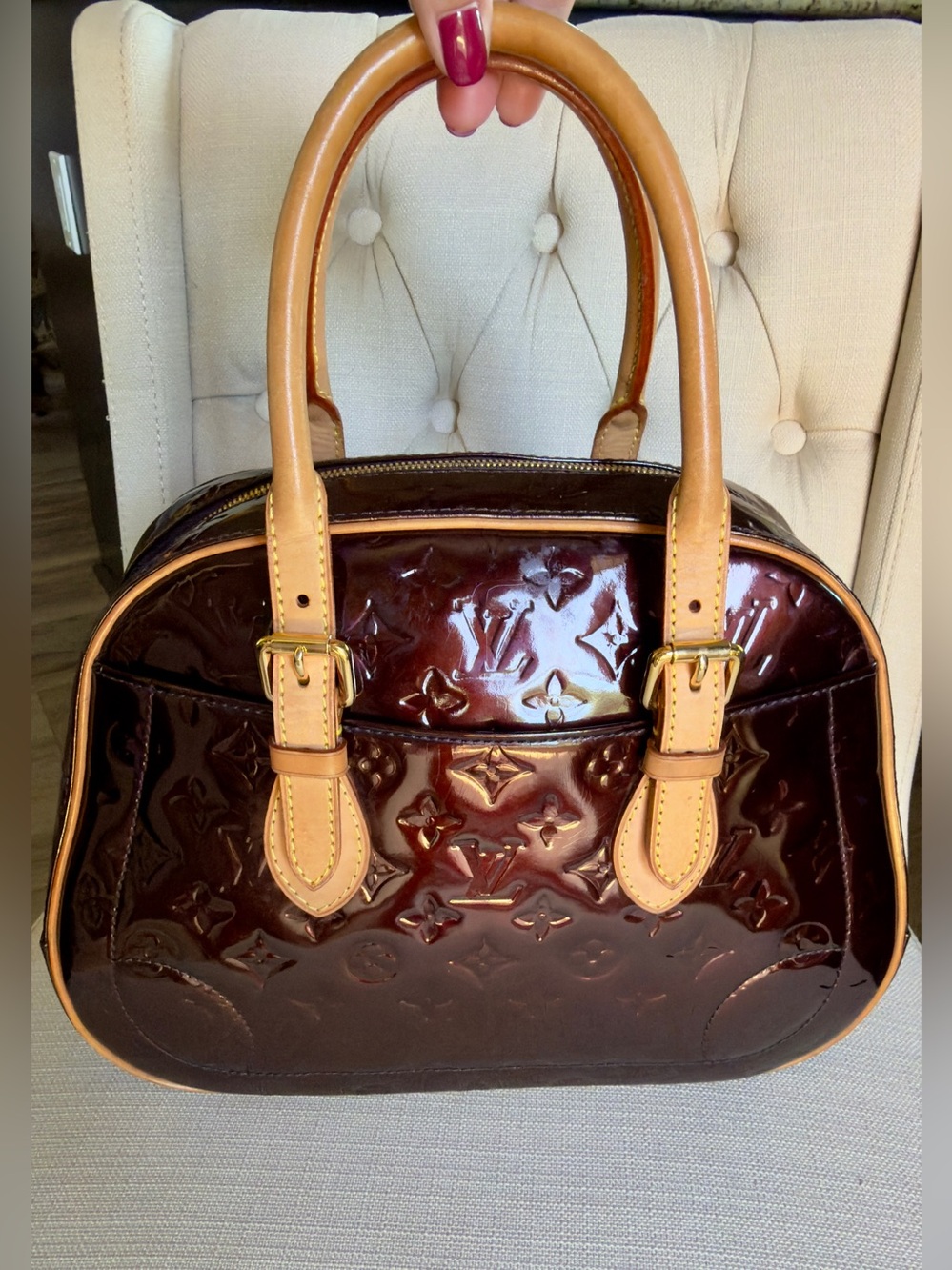 Louis Vuitton Summit Drive in Amarante Vernis Patent Leather Monogram Tote Bag - Picture 4 of 13